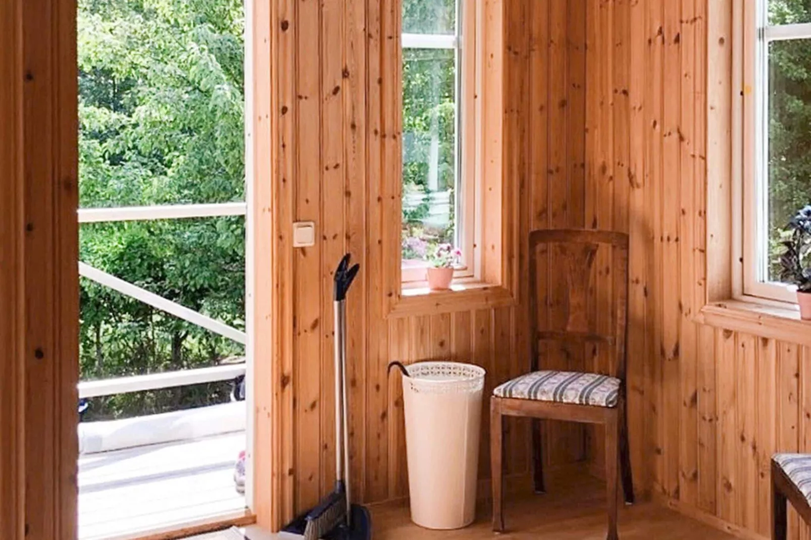5 person holiday home in KUNGSHAMN-Indoor