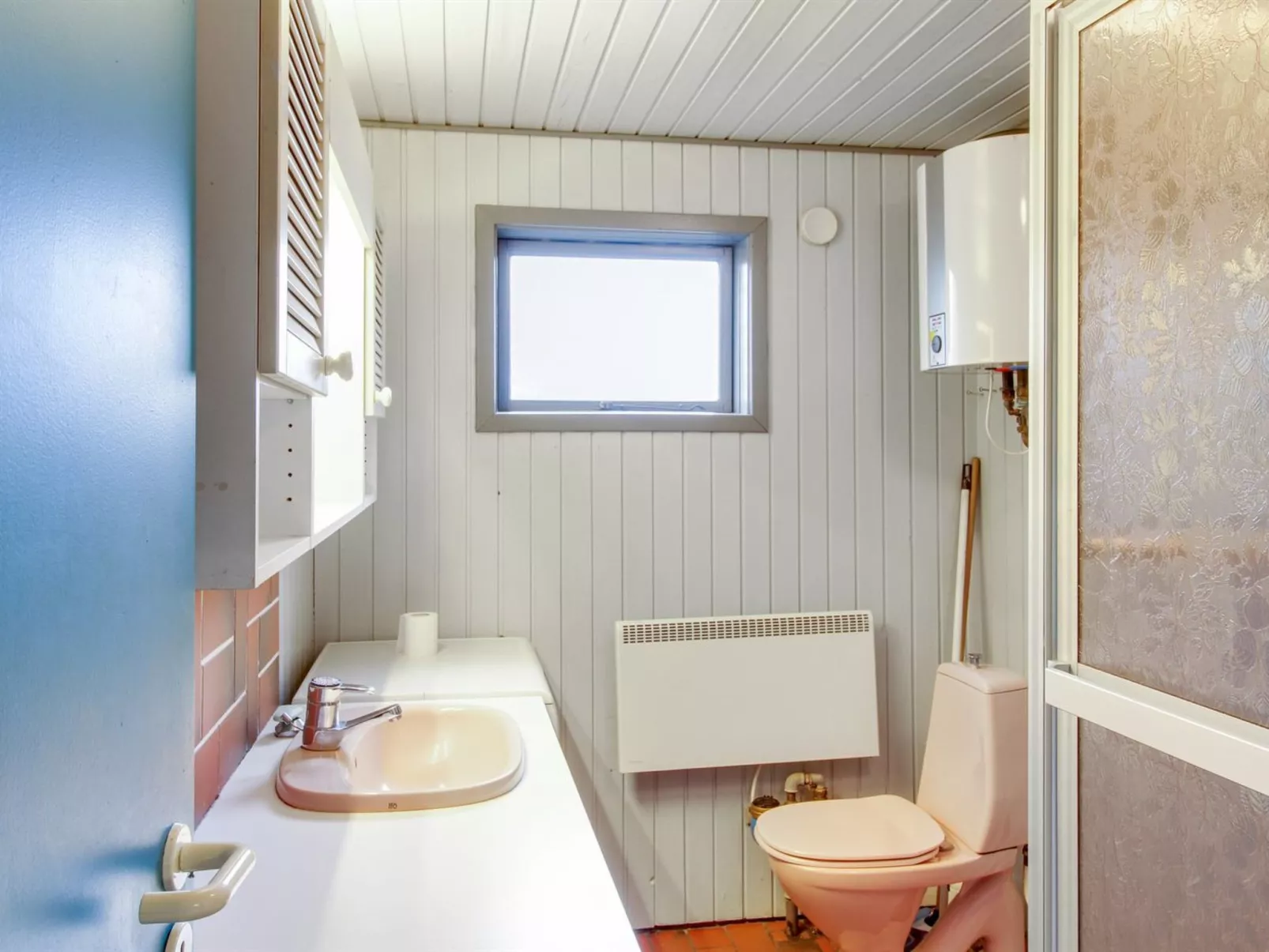 "Kate" - 700m to the fjord - Drinnen