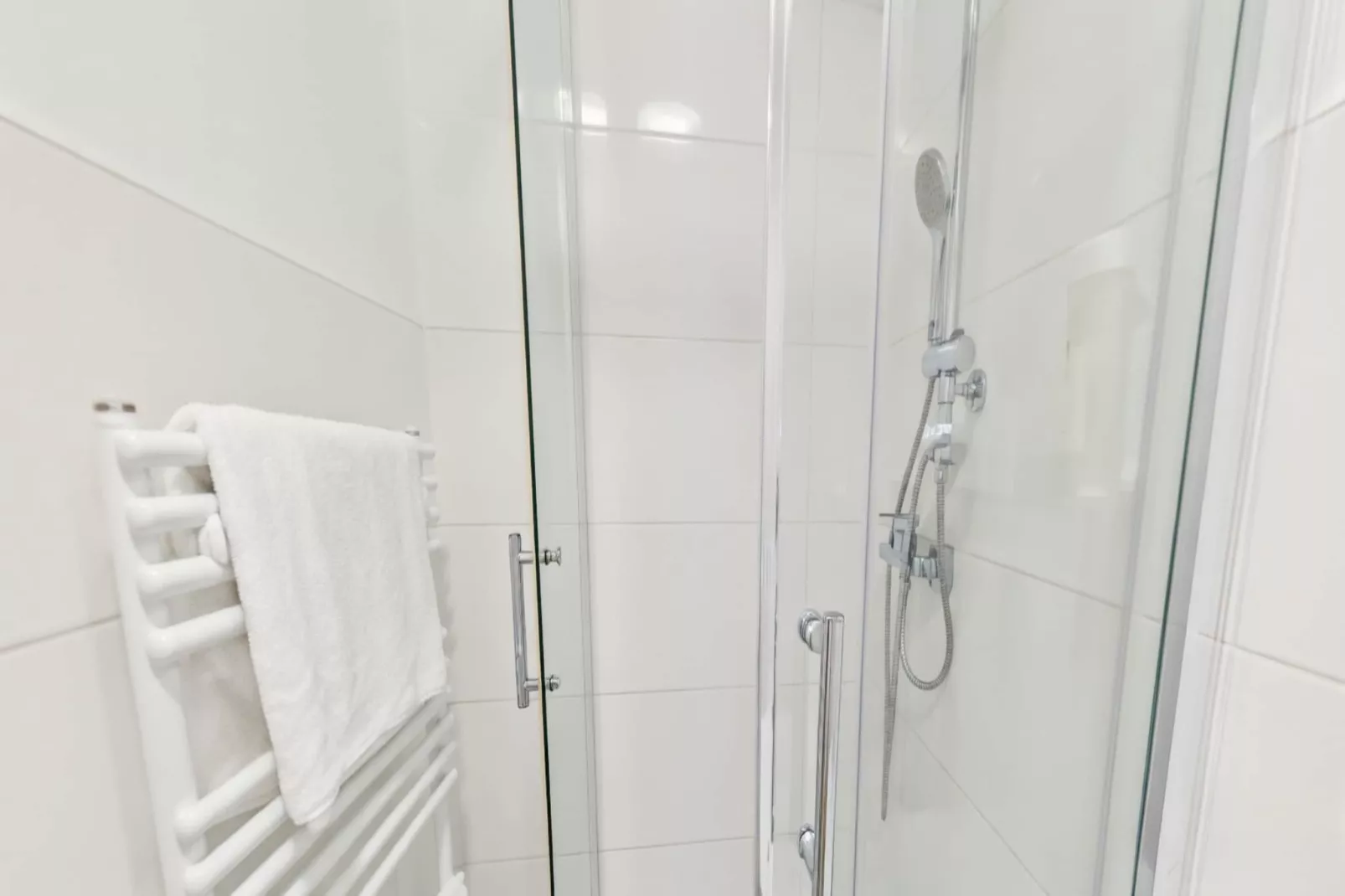 Typ A Basis - Studio Michaela J33 - Bathroom