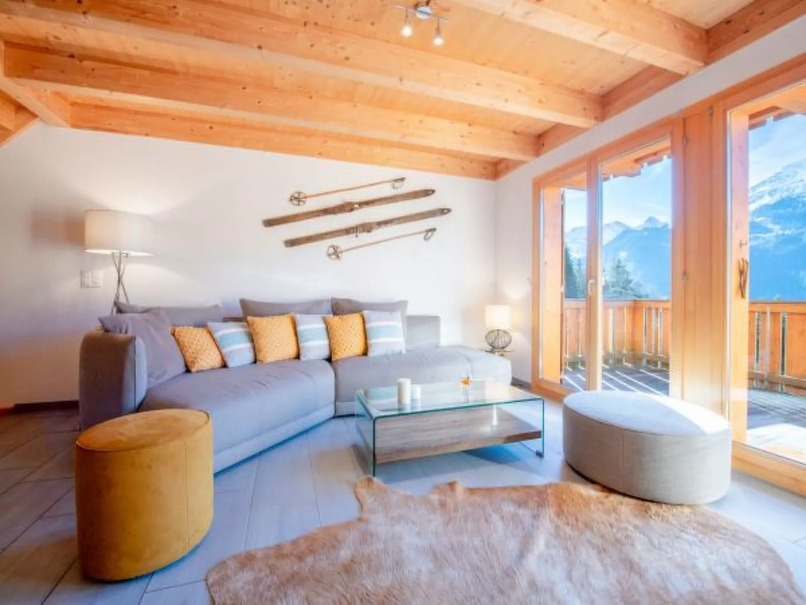 Racers Retreat 10 - Dedans