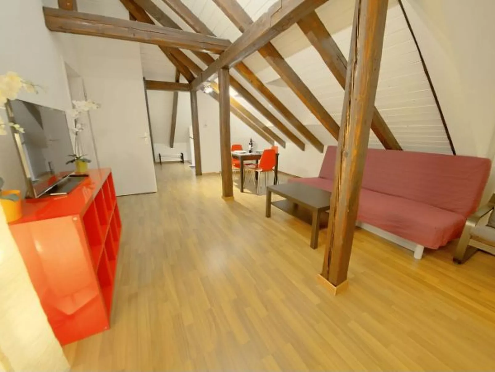 ZH Strawberry - Oerlikon HITrental Apartment - Dedans
