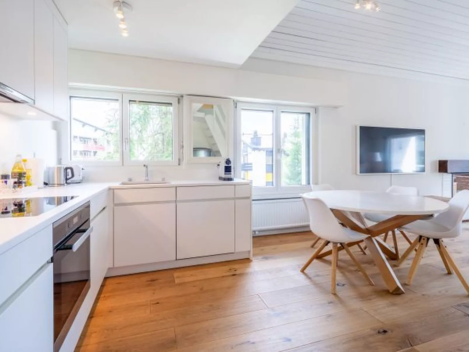 Casa Curnera 8 - Inside