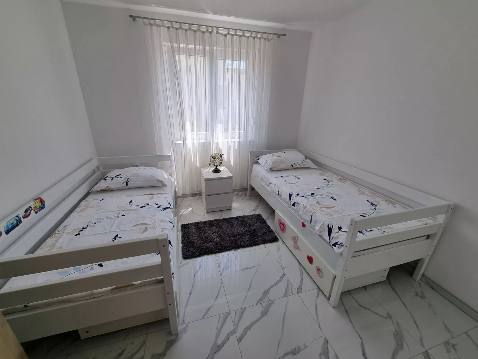 STRIGA 4 pax - Image-tags.info