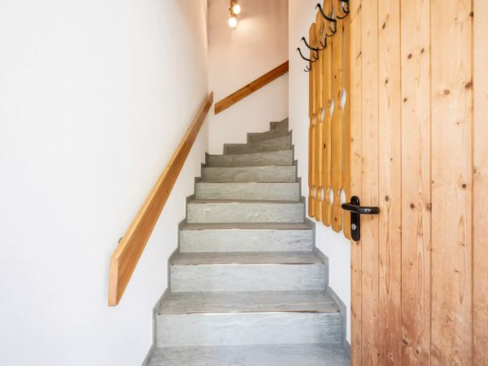 Casa Darschalè 11 - Inside