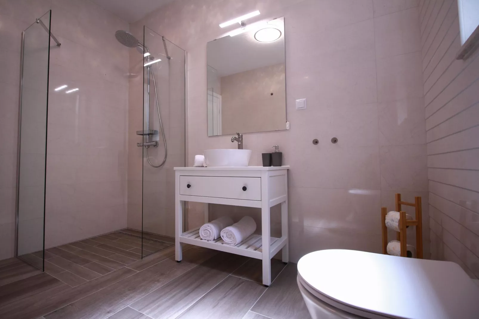 Villa Sara-Bathroom