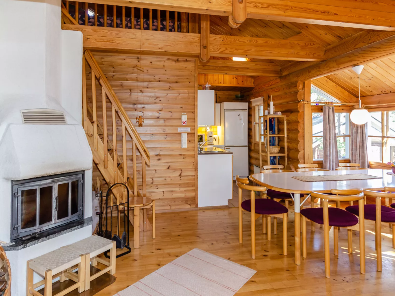 Honkakoli 9/2 - Inside