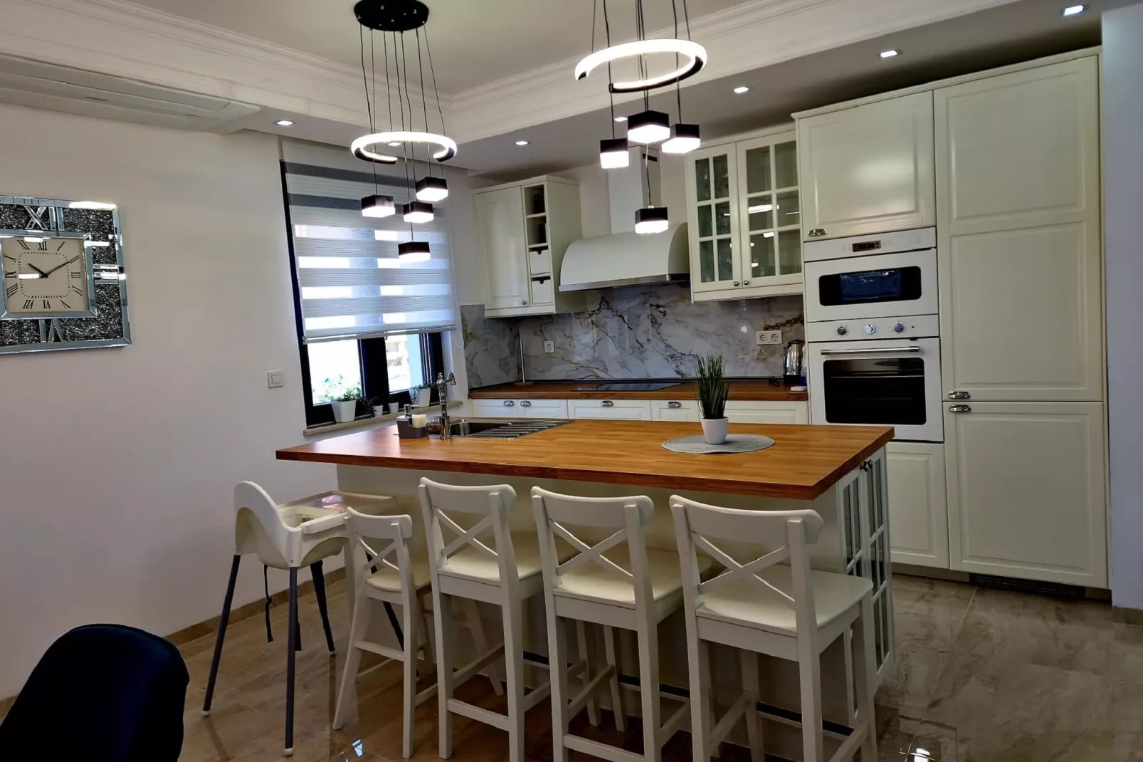 Villa Laura-Kitchen