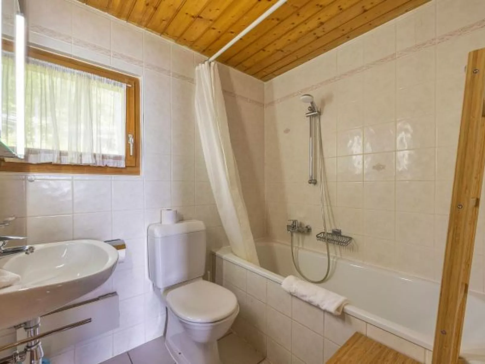 Chalet Les 2 Sabots - ski/in-out - Dedans