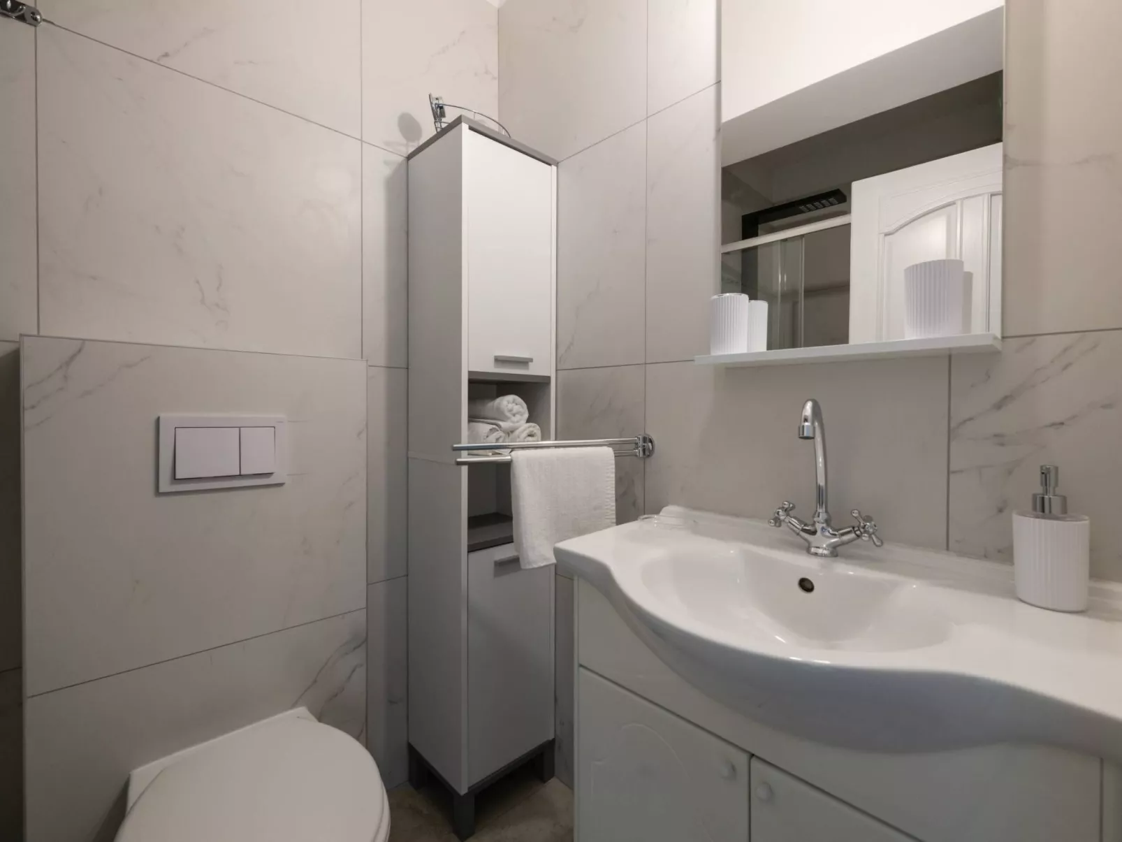 Apartments Donatella -Apt 1- 10m vom Strand entfernt - Image-tags.info