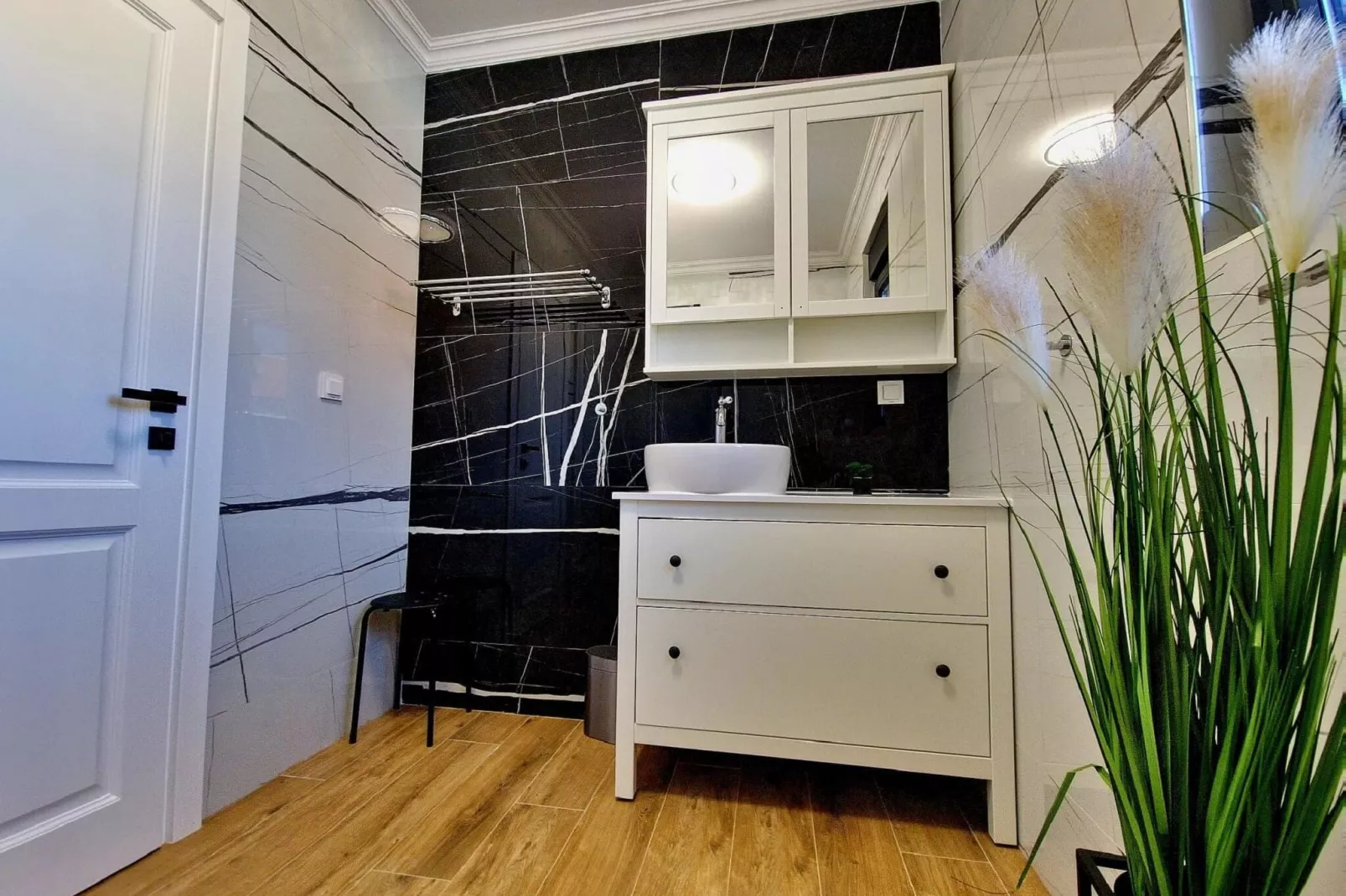 Villa Laura-Bathroom