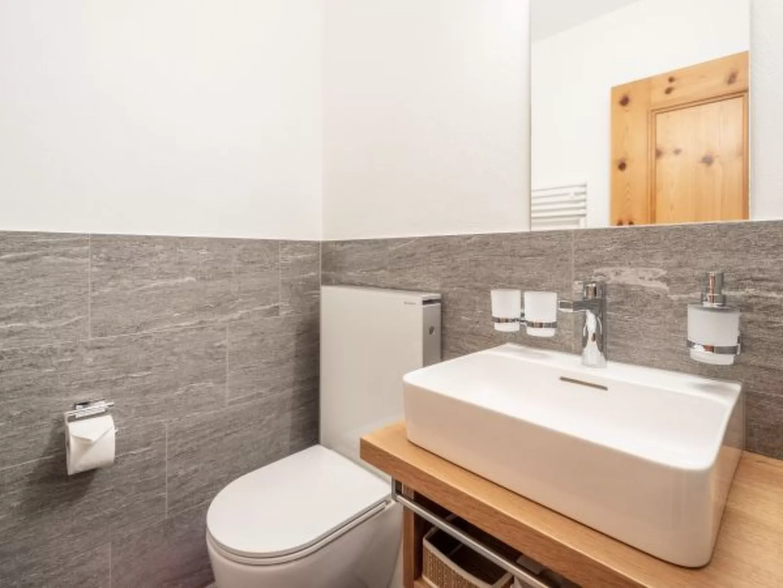 Val Signina 1-13a - Inside