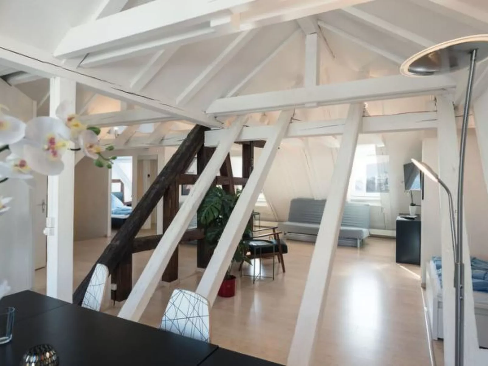 LU Sun IV - Chapel Bridge HITrental Apartment - Drinnen