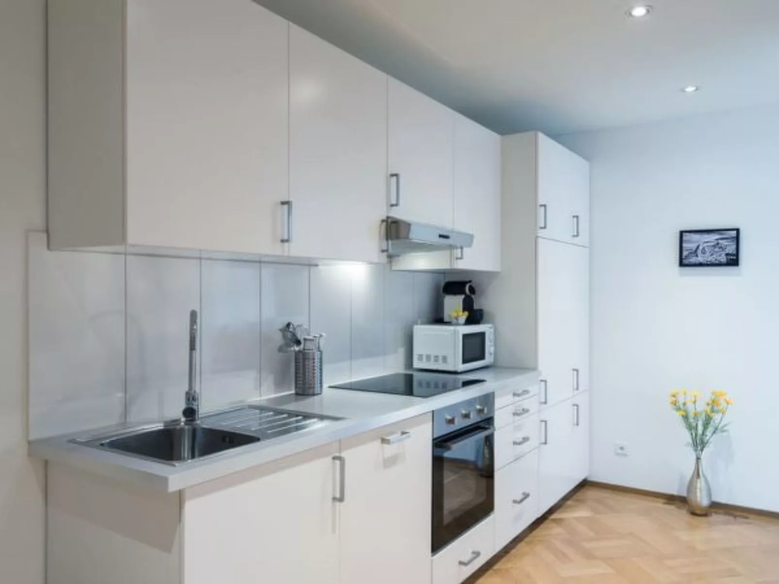 LU Neptun I - Chapel bridge HITrental Apartment - Inside