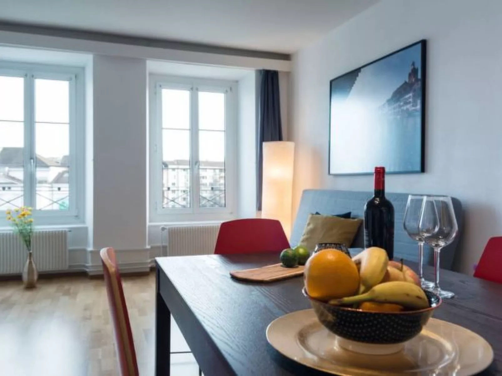 LU Saturn ll - Chapel Bridge HITrental Apartment - Inside