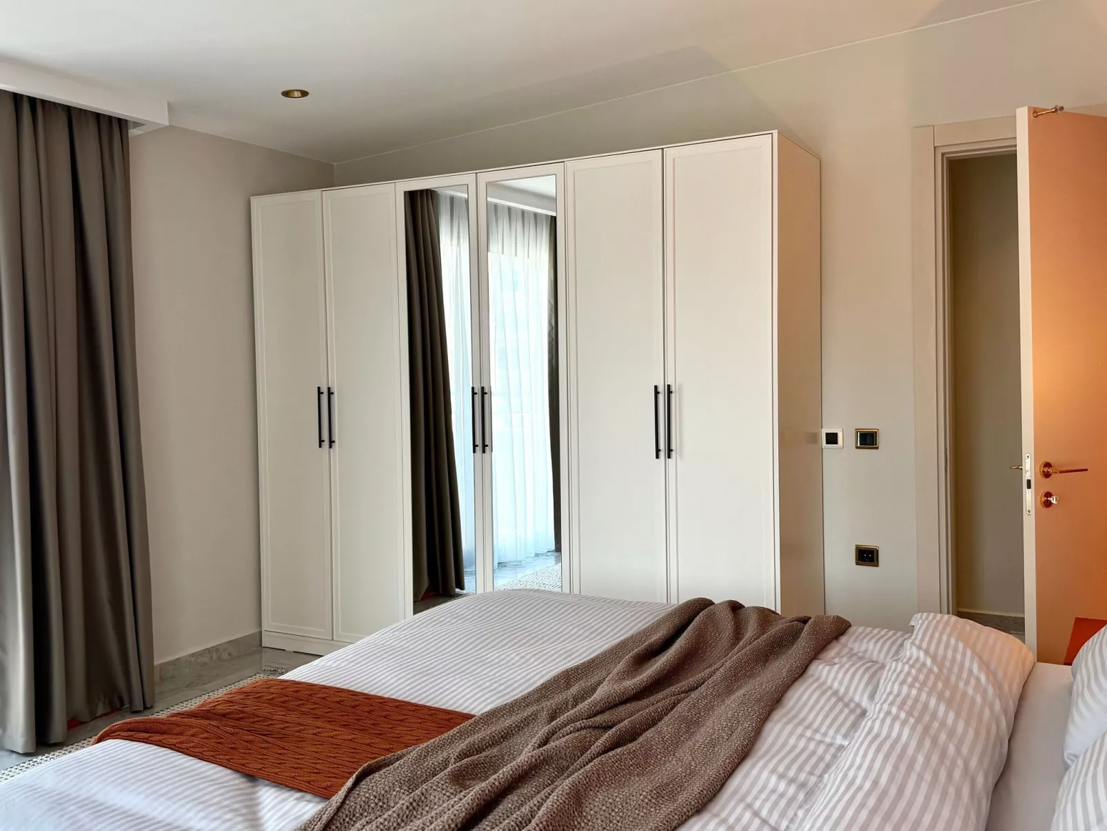 Qoople Eхсellence B-55 neue Wohnung am Meer - Drinnen