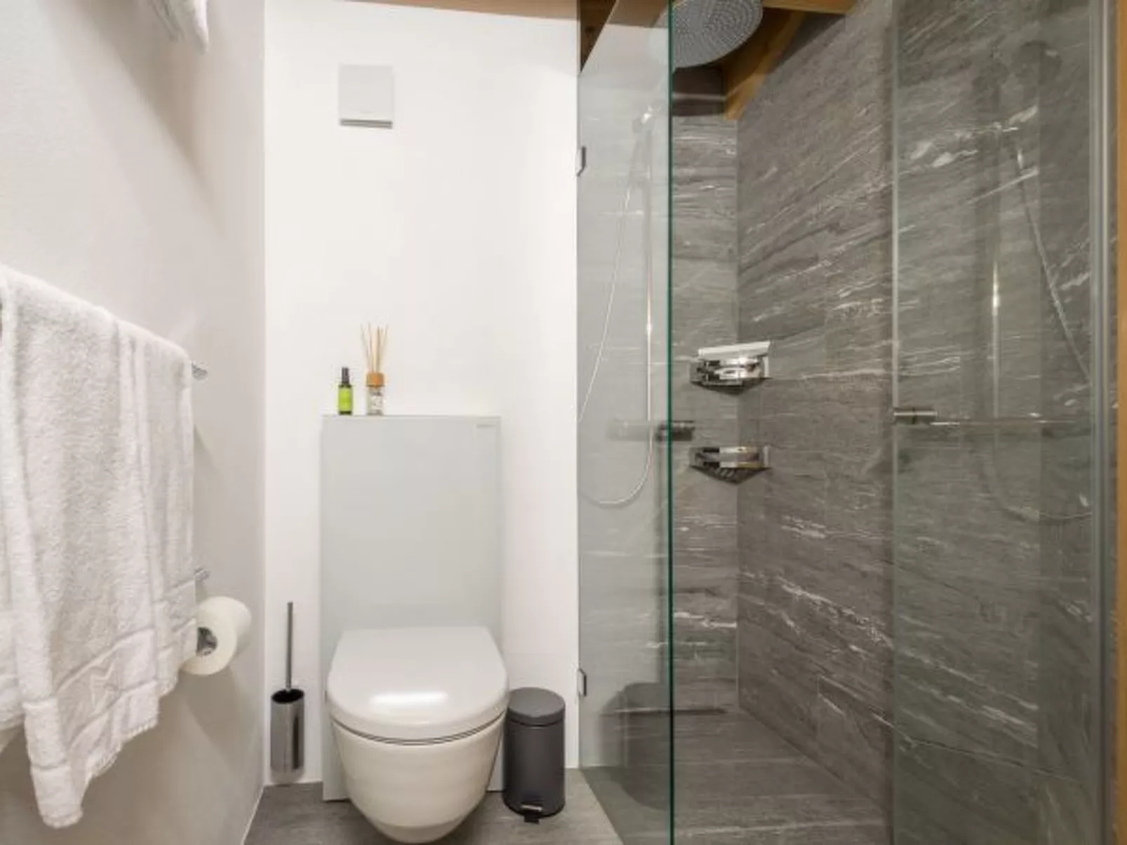 Casa Alpetta - Drinnen