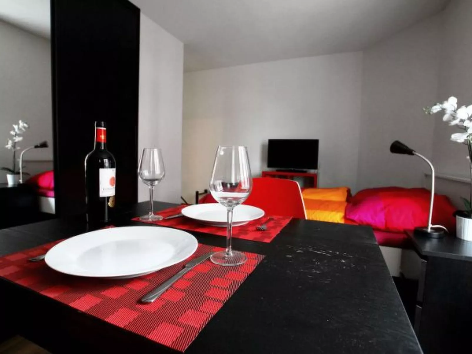 ZH Cranberry l - Oerlikon HITrental Apartment - Drinnen