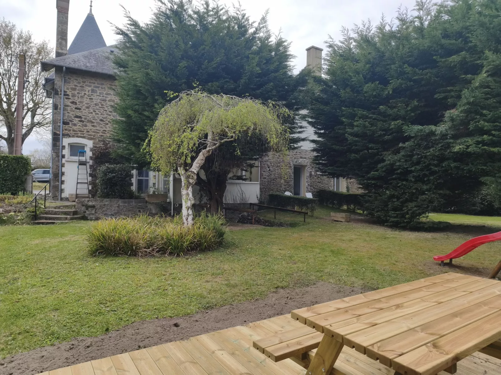 Le Petit Robinson - Draußen