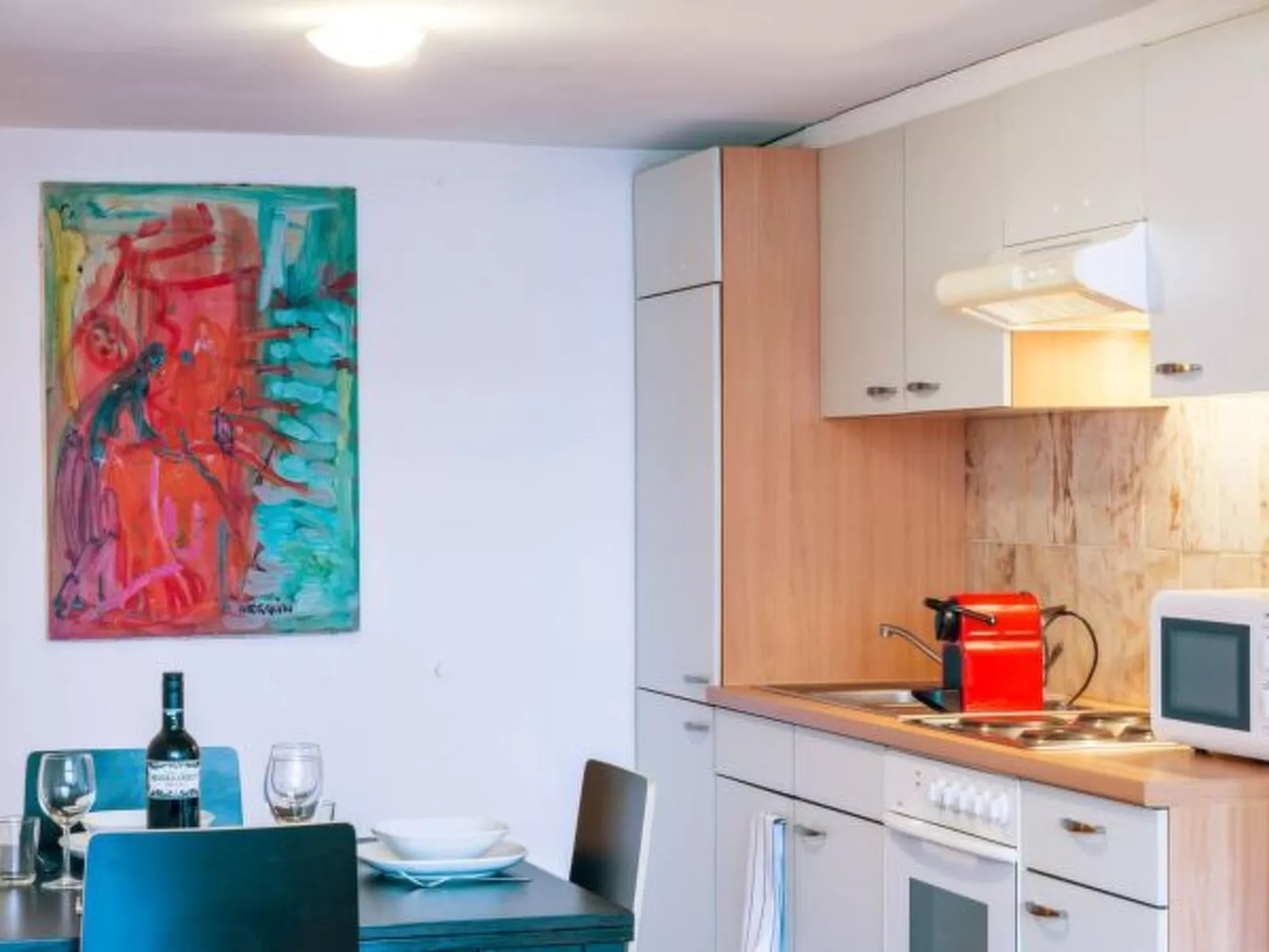 ZH Doerfli 4 - HITrental Apartment - Inside