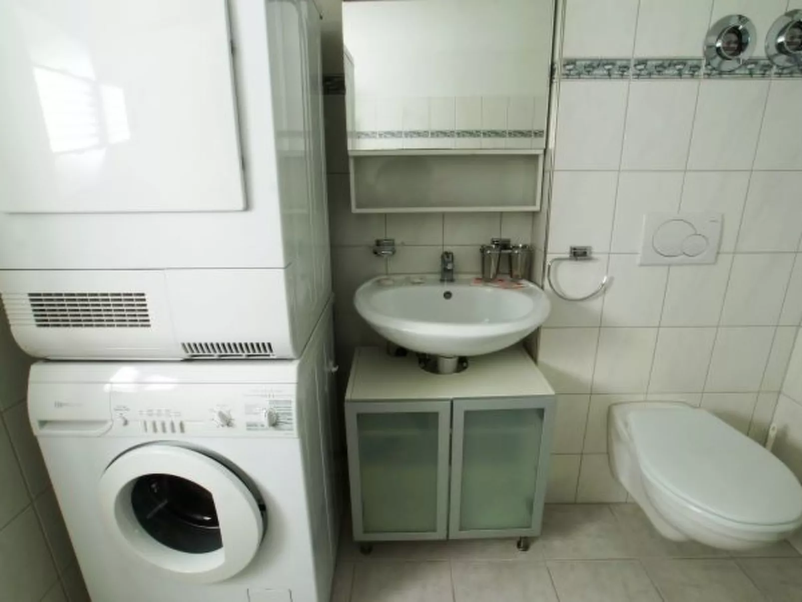 ZH Limmat 5 - HITrental Apartment - Drinnen