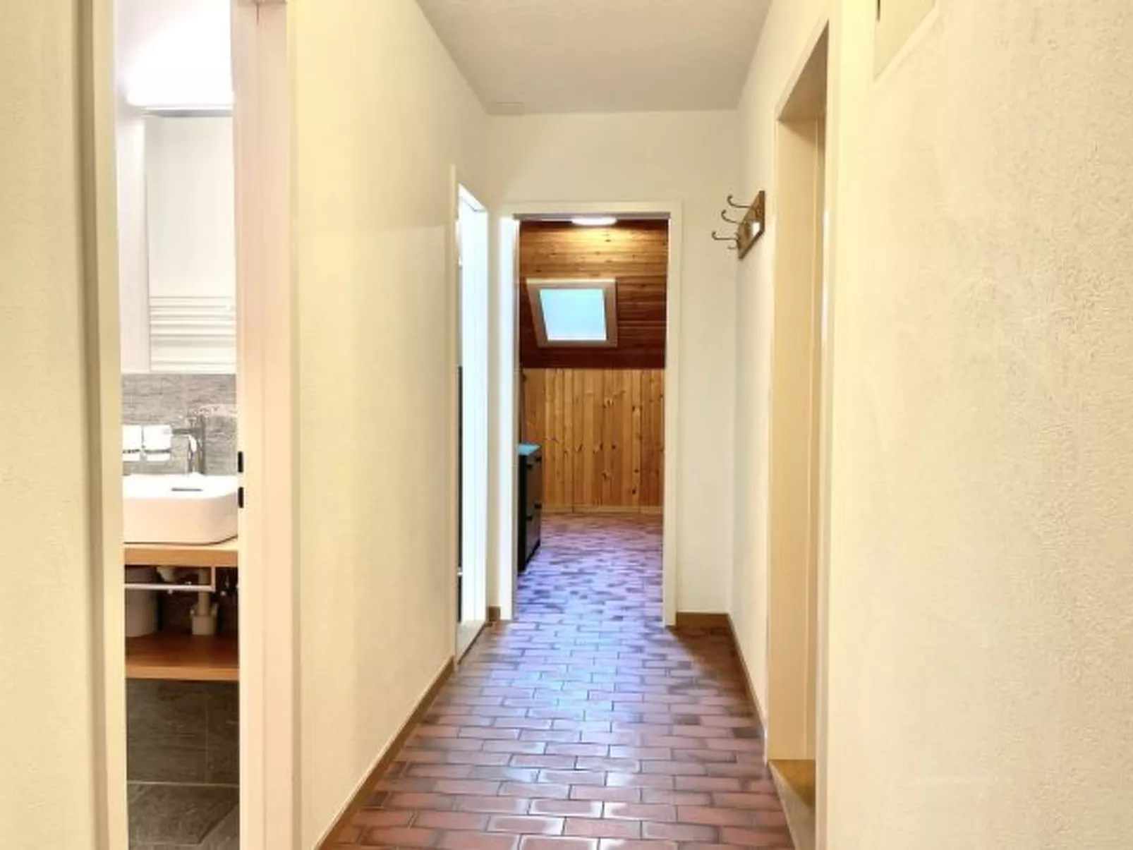 Val Signina 1-13a - Inside