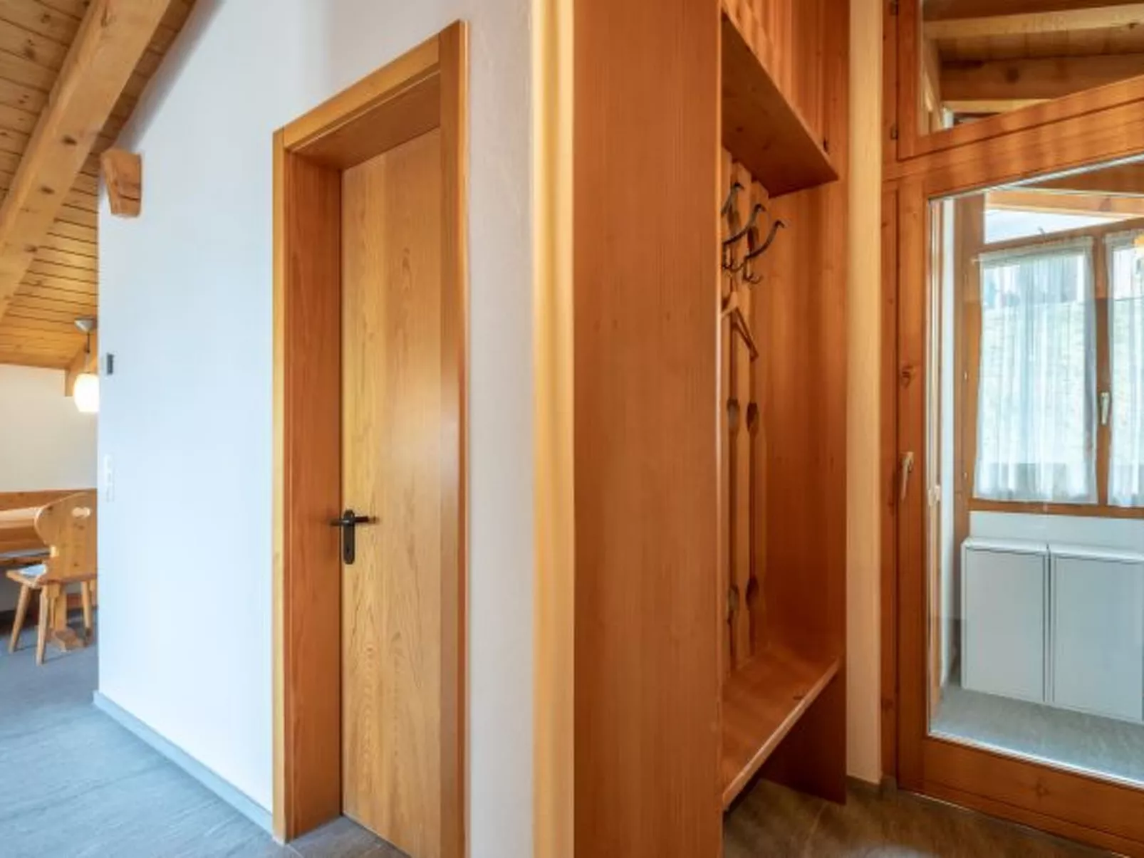 Casa Darschalè 11 - Inside