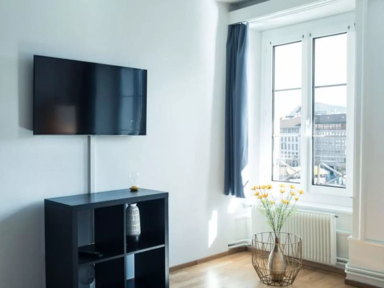 LU Saturn lll - Chapel Bridge HITrental Apartment - Dedans