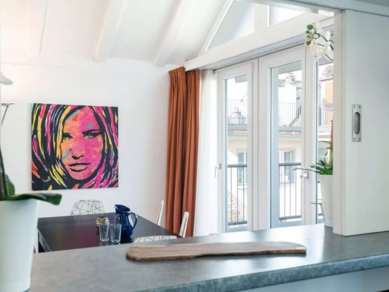 LU Sun IV - Chapel Bridge HITrental Apartment - Drinnen