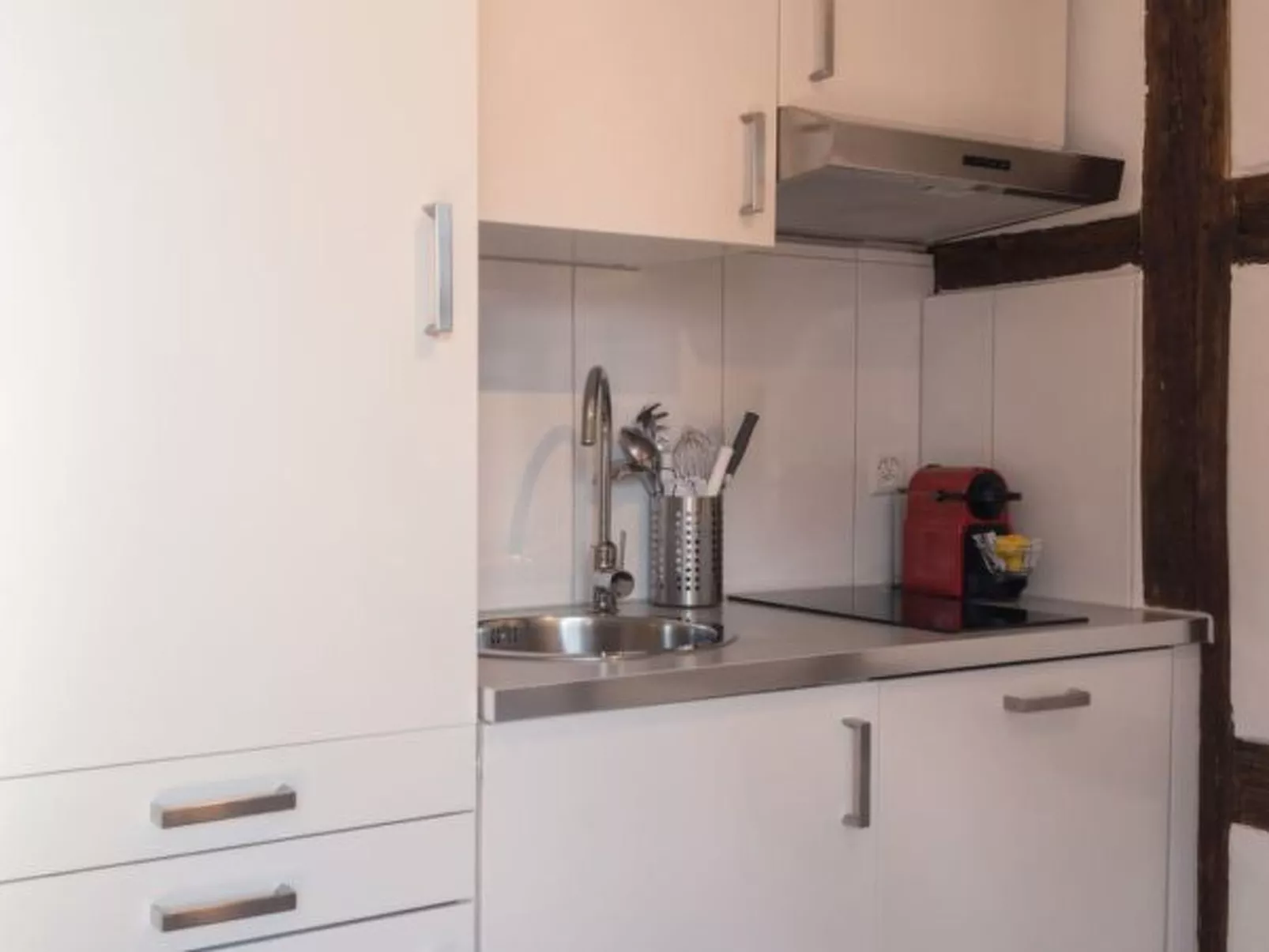 LU Mars IVb - Chapel Bridge HITrental Apartment - Drinnen