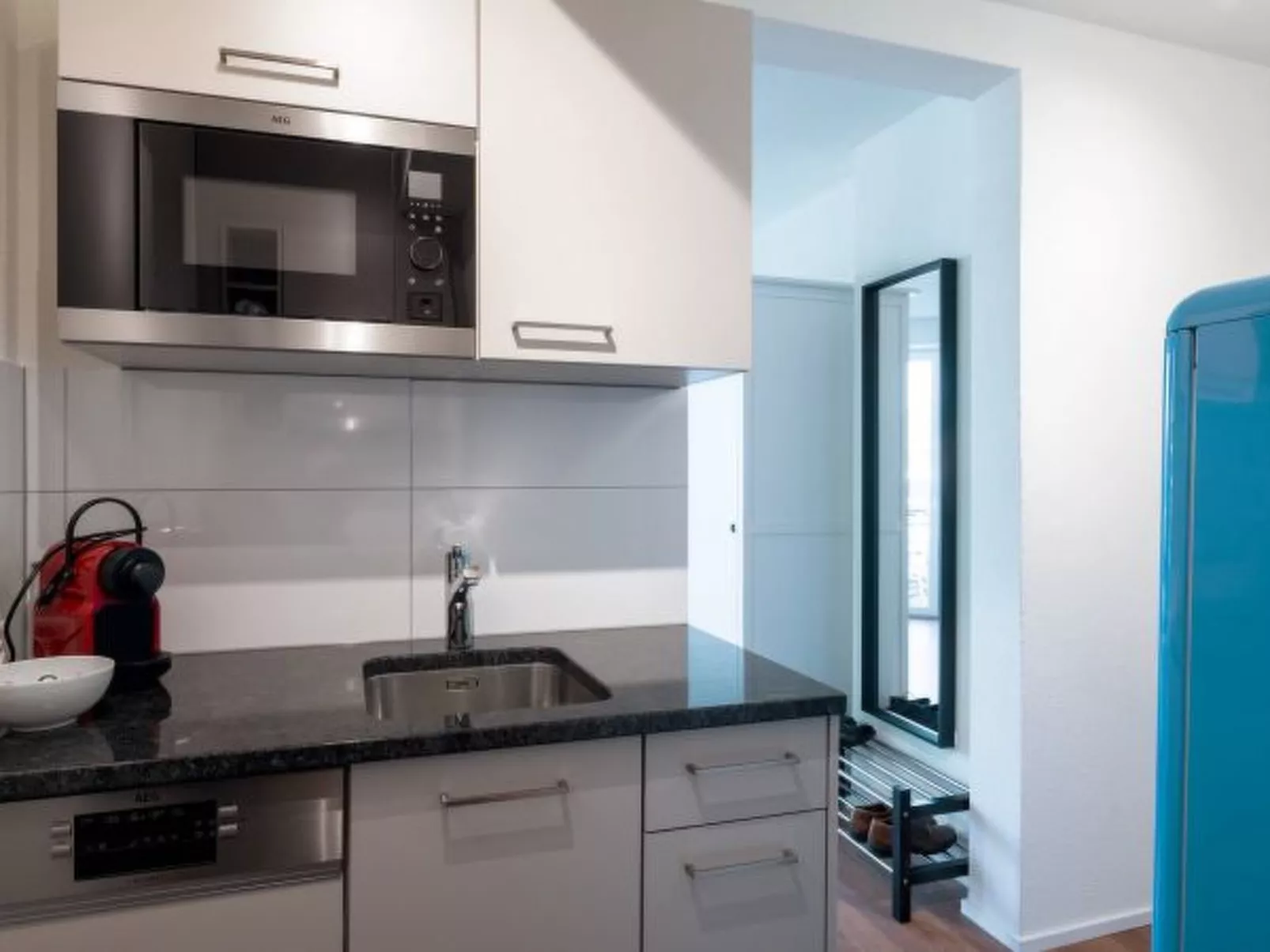 ZH Tiger - Altstetten HITrental Apartment - Dedans