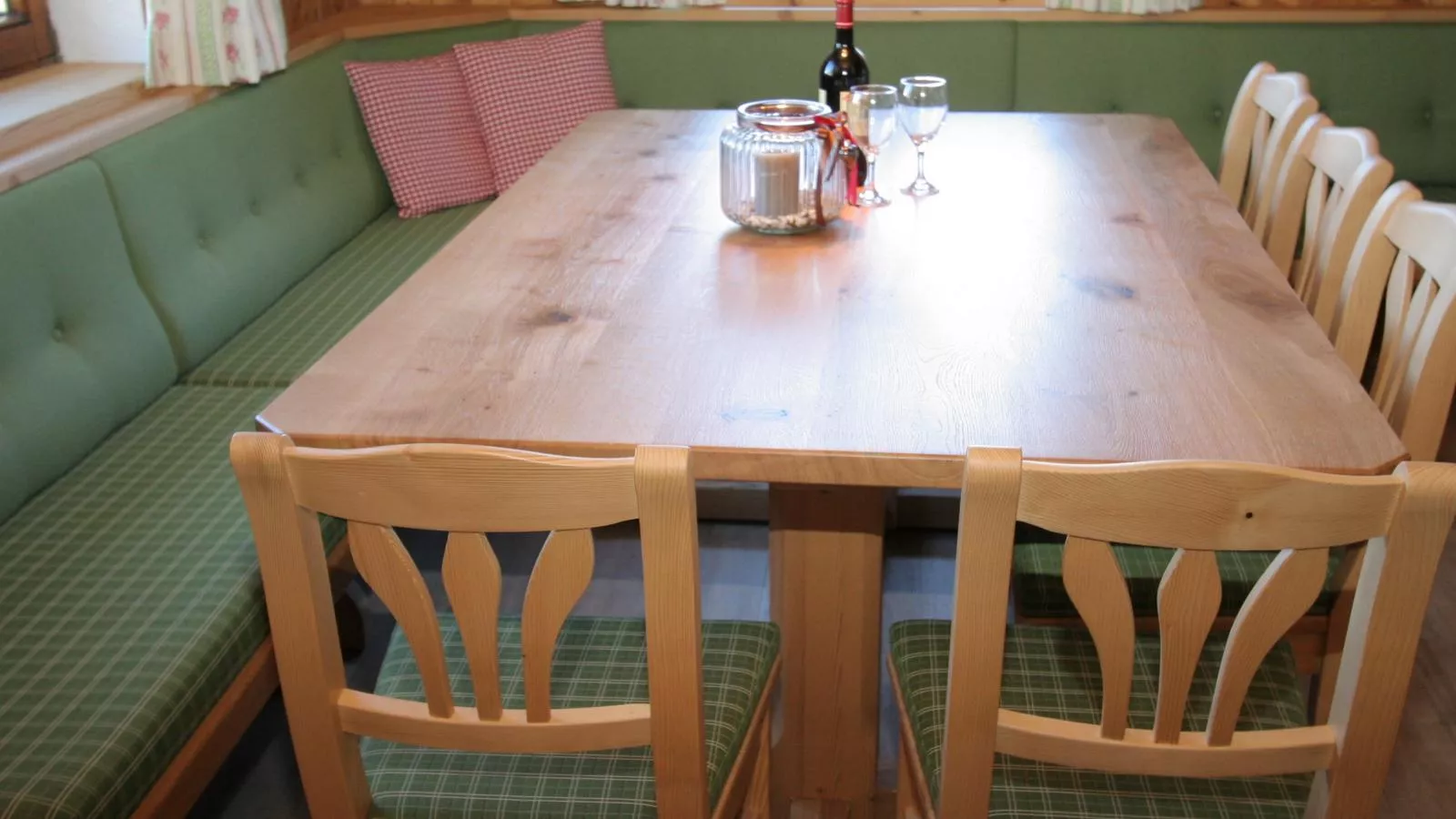 Chalet Kristall I-Dining room