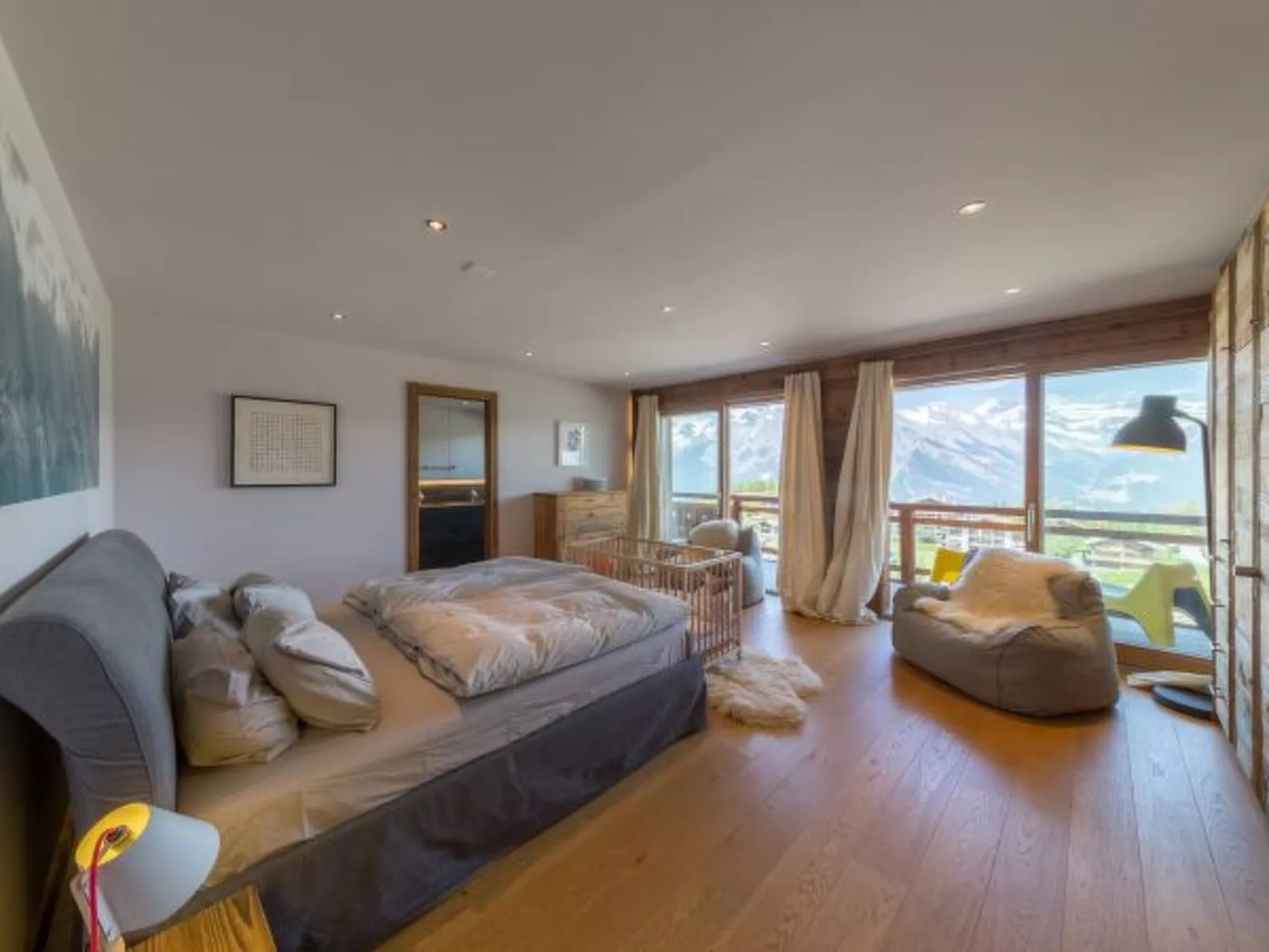 Grimpeur luxury duplex, Spa Access Front Telecabin - Dedans