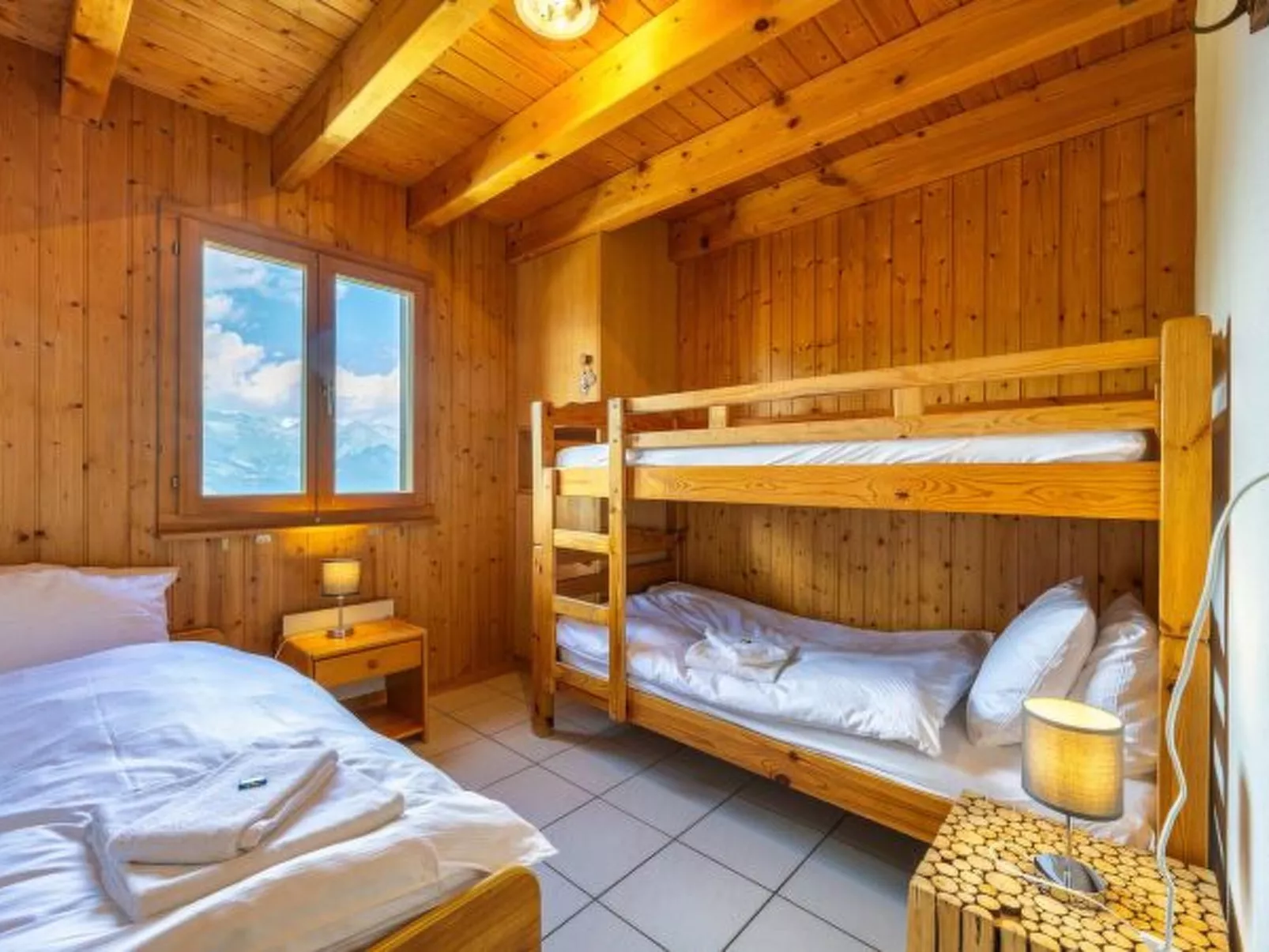 Chalet Les 2 Sabots - ski/in-out - Dedans