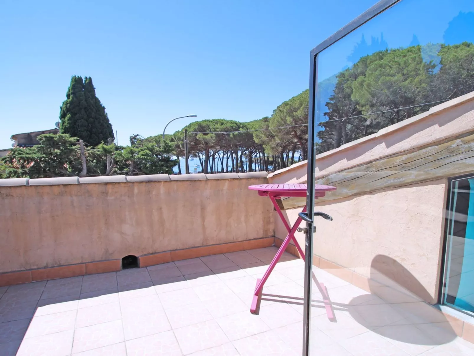 Haus 5 pers - Swimmingpool- Klimaanlage- WiFi - Draußen