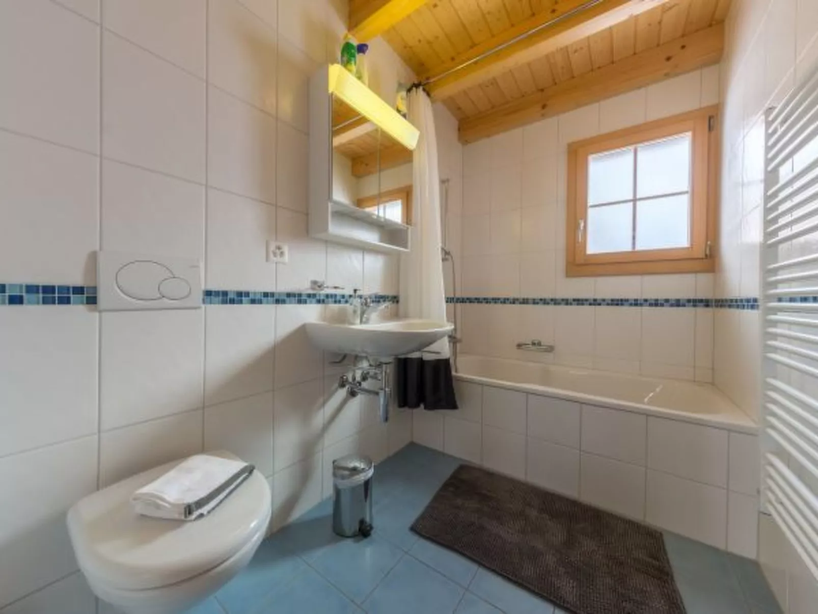 Chalet Nid Blanc wood burning hottub - Drinnen