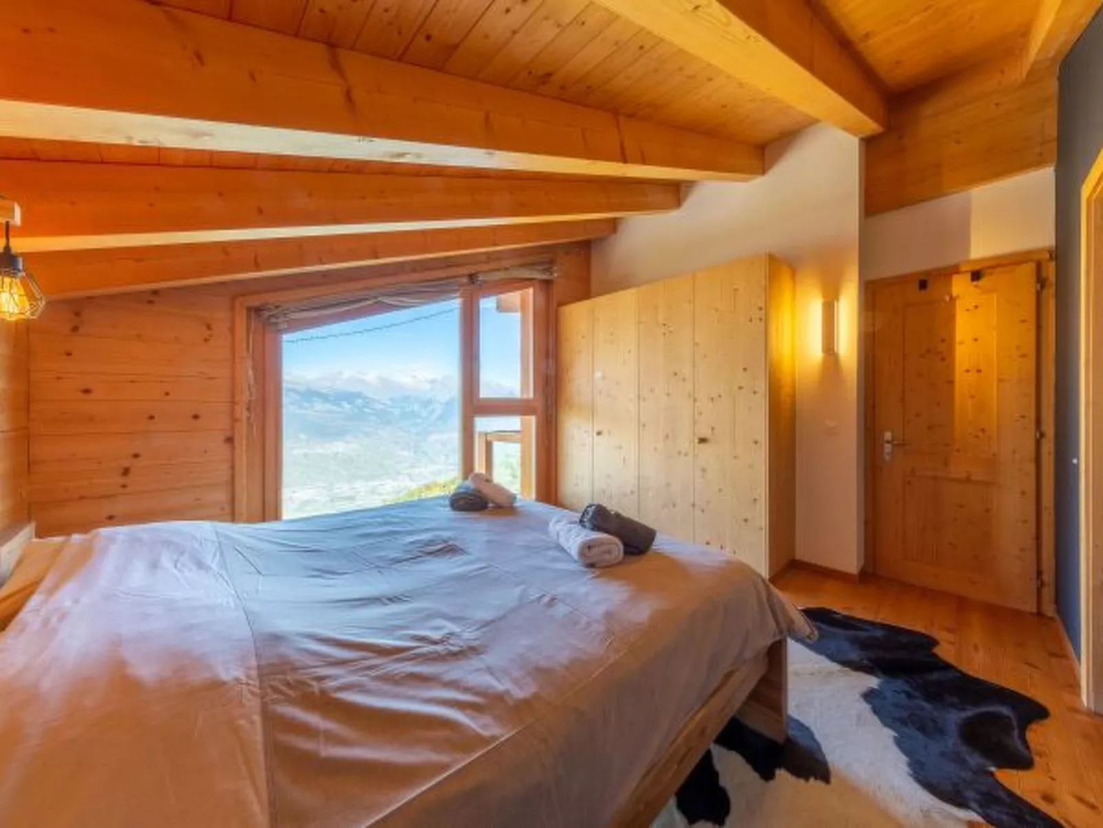 Chalet Ciel Etoilé - vue splendide - Inside