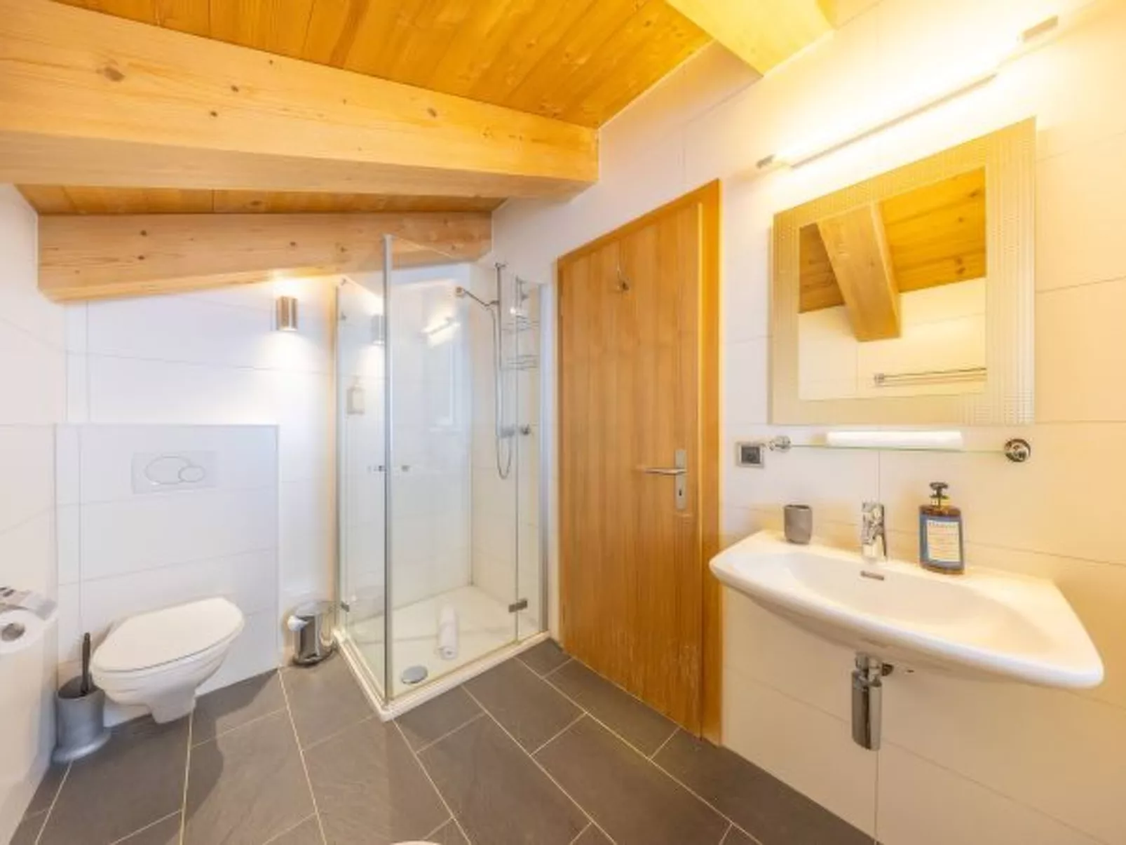 Chalet Enchanteur sauna, Whirlpool, 13pax - Inside