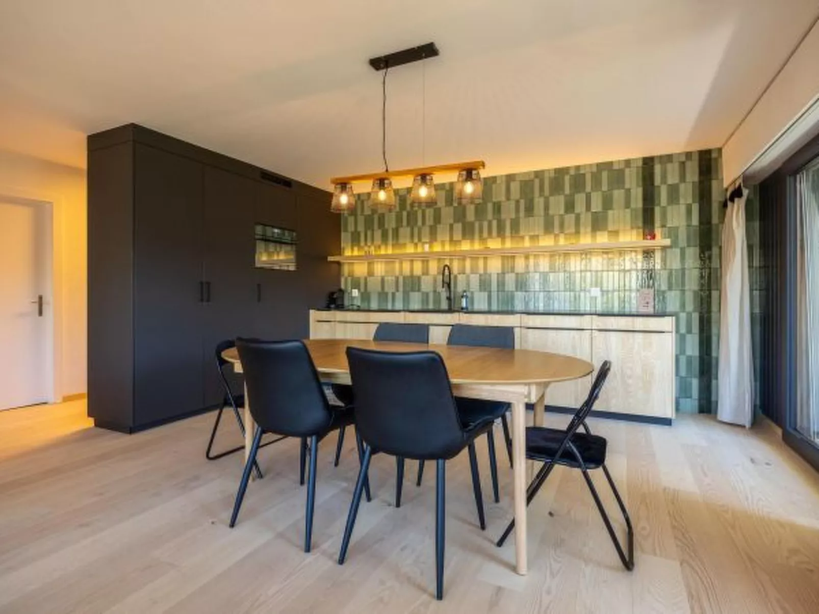 Nid d'Aigle J0 - Cosy, proche centre, 2 chambres - Inside