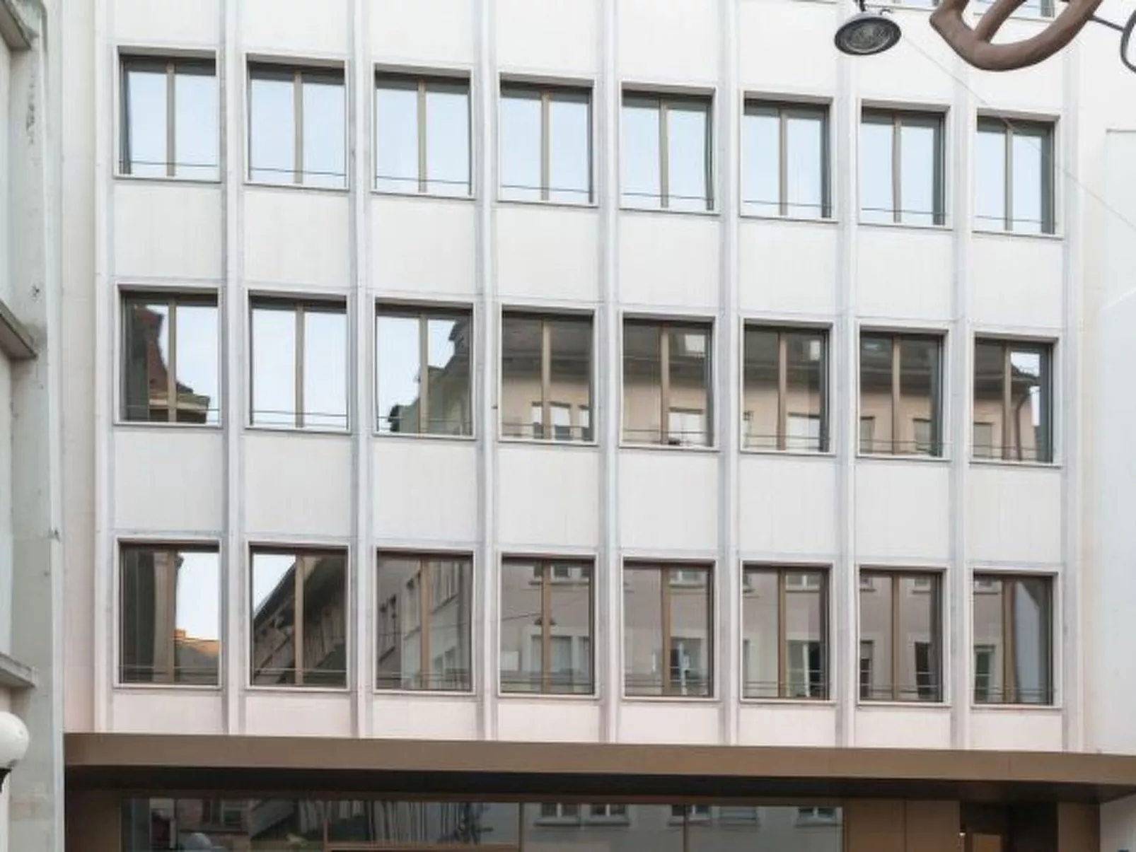 BS Picasso IV - Marktplatz HITrental Apartment - Outside