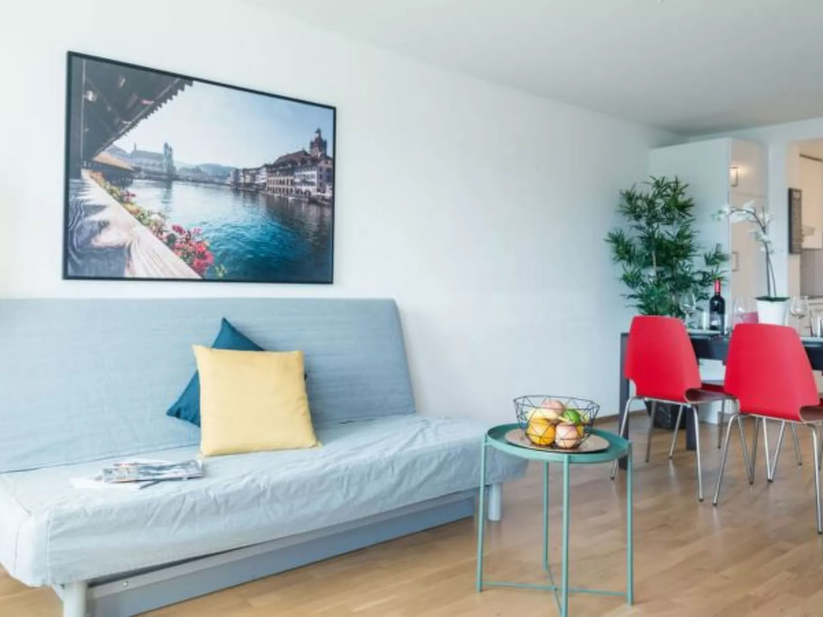 LU Saturn lll - Chapel Bridge HITrental Apartment - Dedans