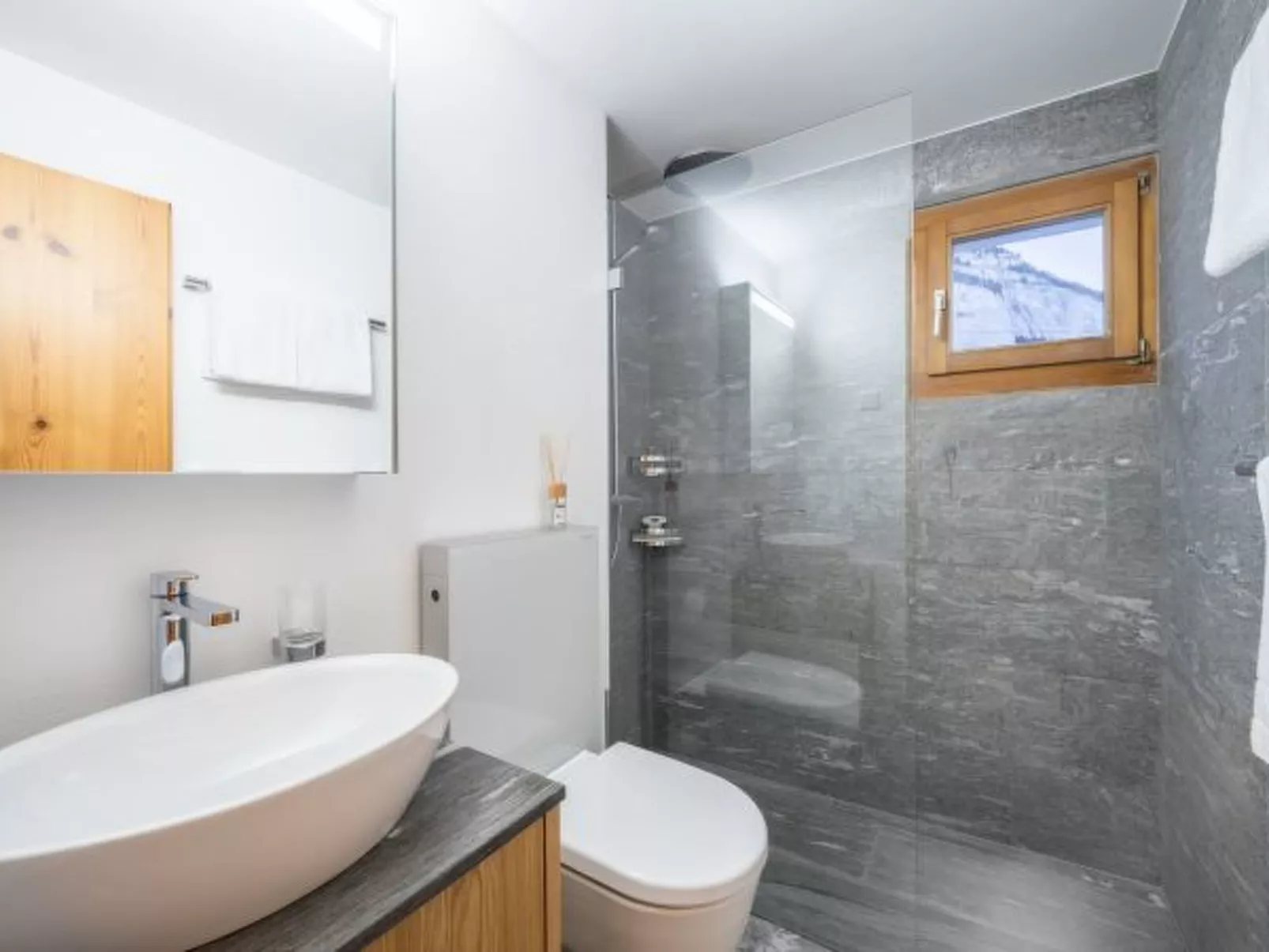 Casa Alpetta - Drinnen