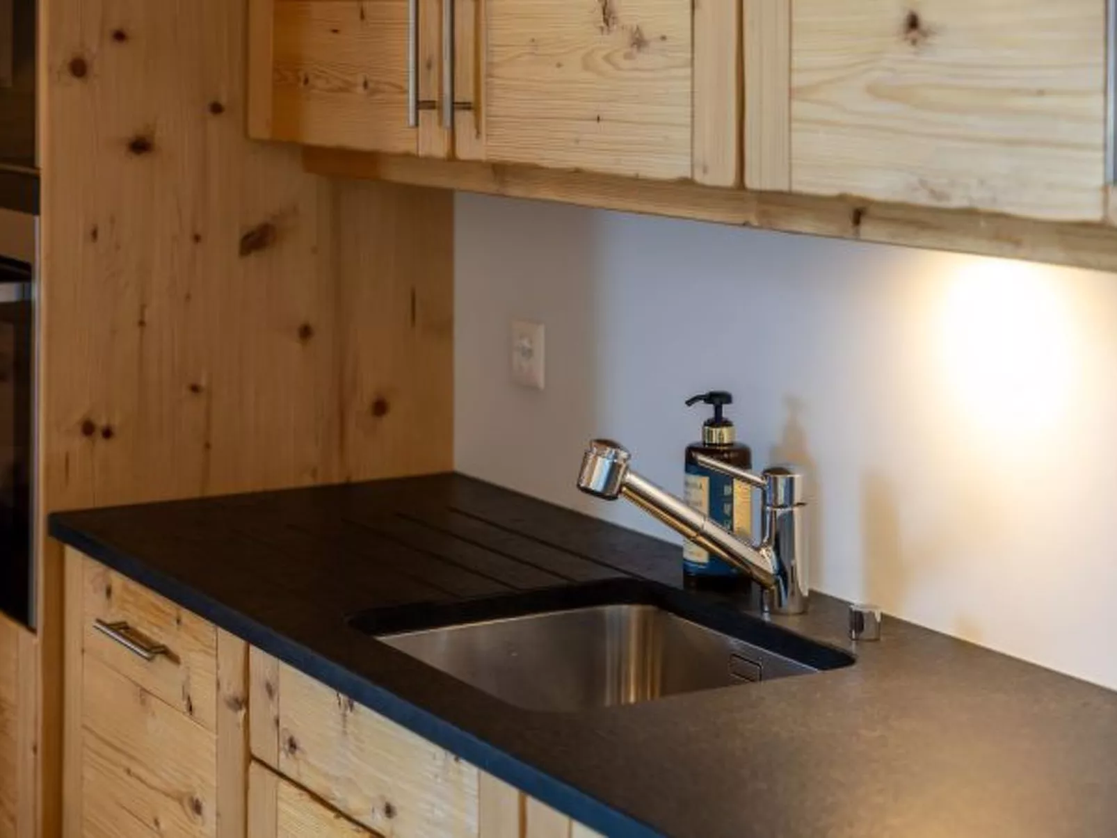 Montagnard 12 - Spa Access - Dedans