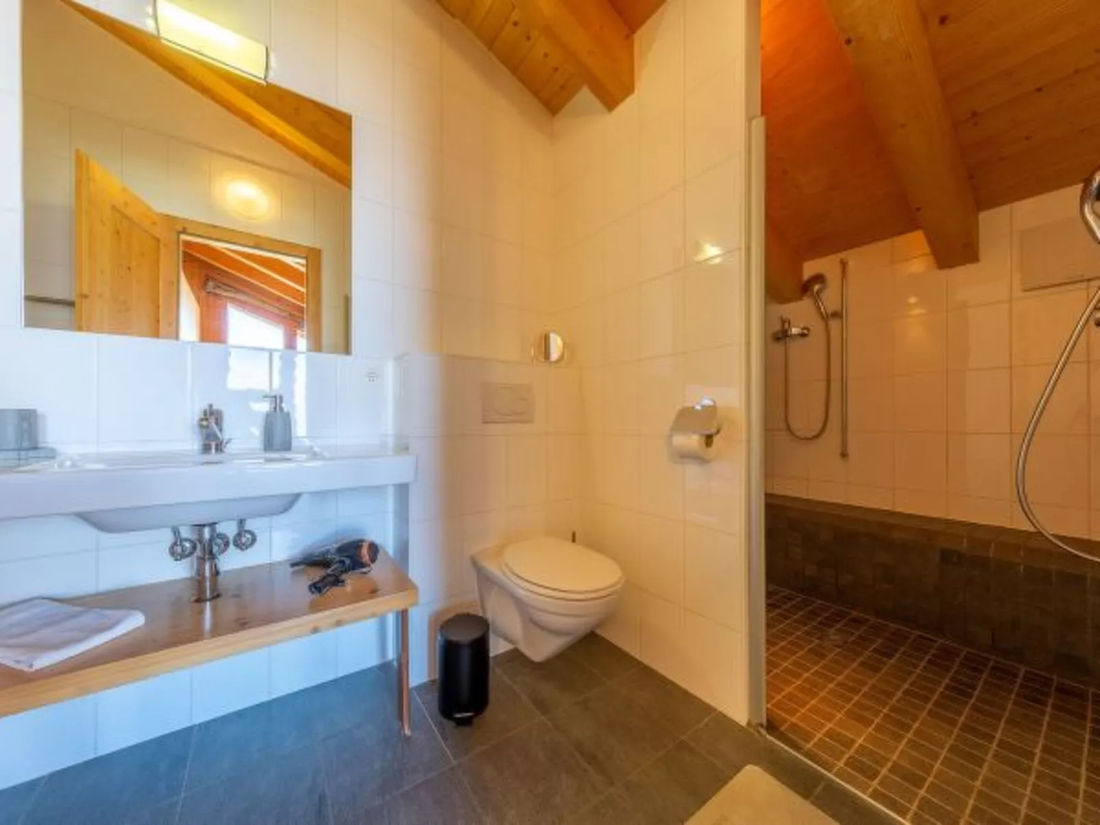 Chalet Ciel Etoilé - vue splendide - Inside