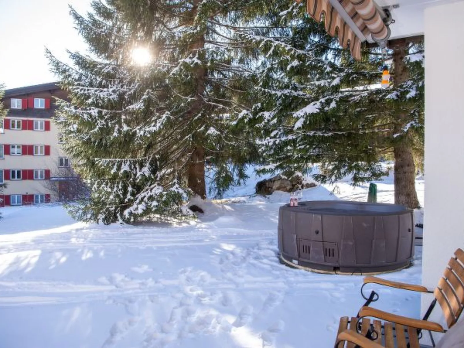 Mit privatem Whirlpool für 4 Personen Casoja Lenzerheide - Dehors