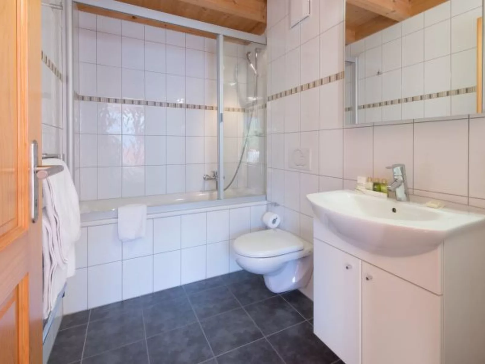 Racers Retreat 5 - Dedans