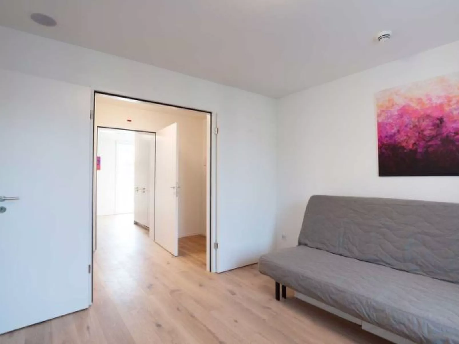 ZH Pink GF - Letzigrund HITrental Apartment - Dedans