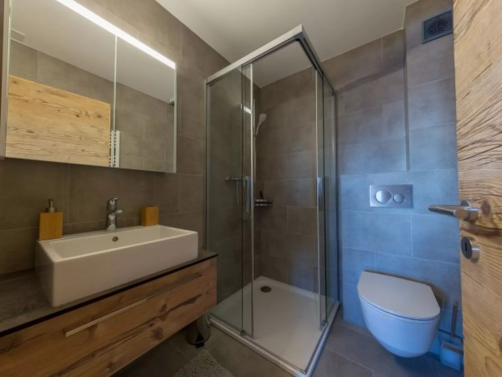 Nendaz 2 bedroom apartment - close ski lift (R27) - Dedans