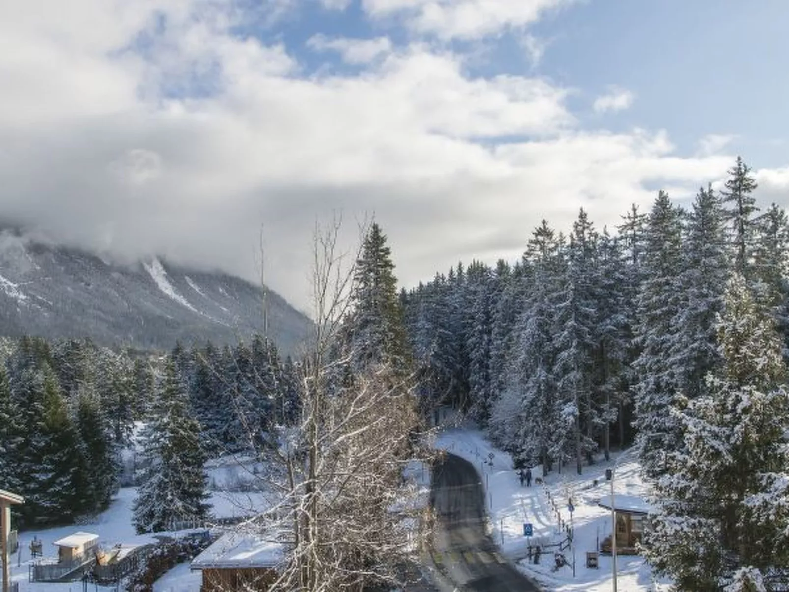 Zentrale 3.5 Zimmer Wohnung Seegarten B- Lenzerheide - Dehors