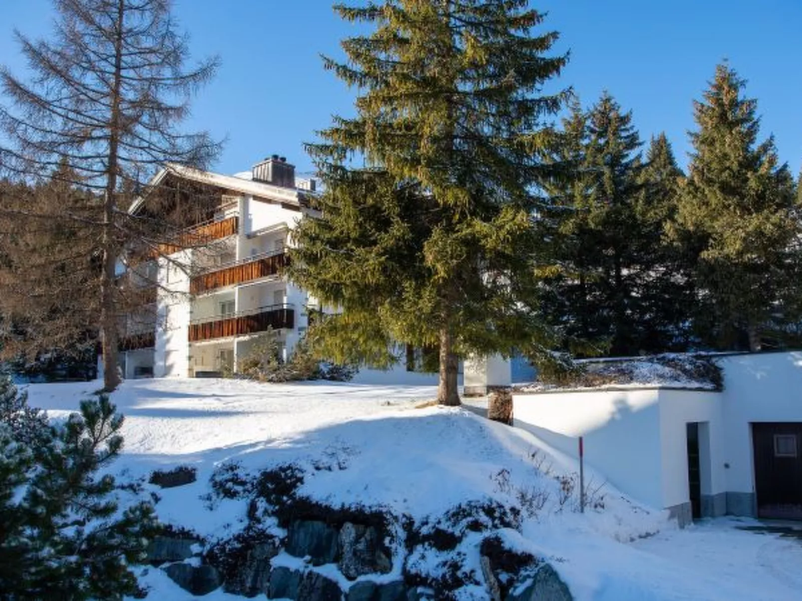 Mit privatem Whirlpool für 4 Personen Casoja Lenzerheide - Dehors
