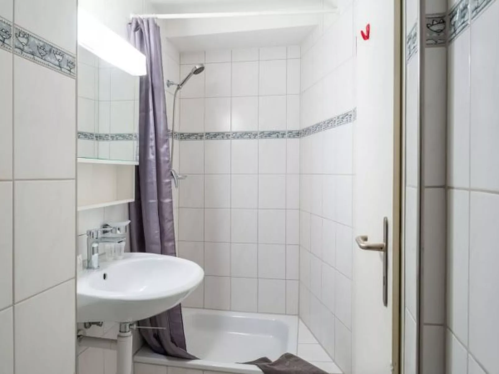 ZH Doerfli 3 - HITrental Apartment - Drinnen